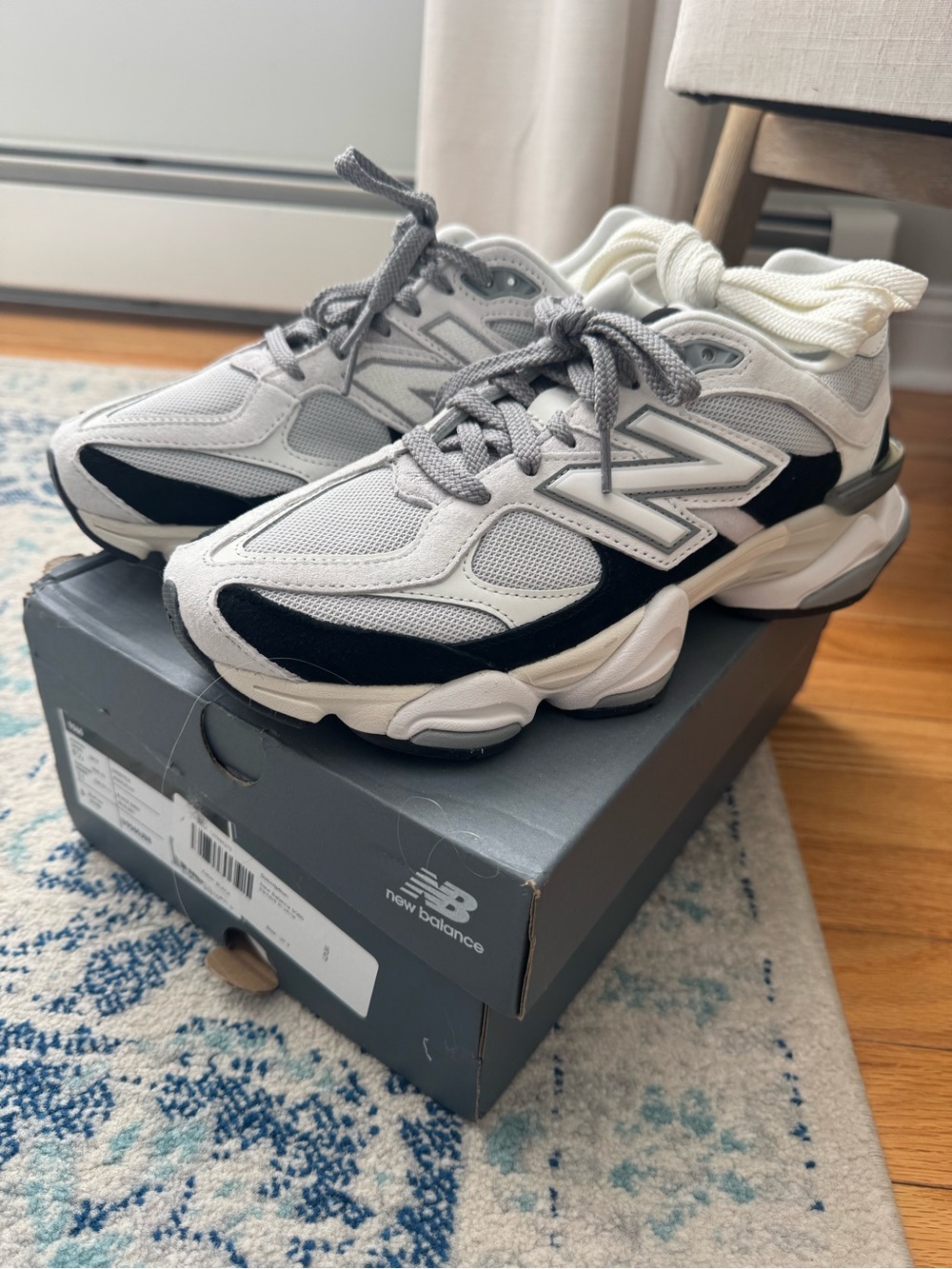 New Balance Women’s 9060’s Sneakers BRAND NEW